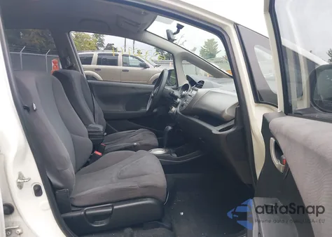 2013 Honda Fit из США, поврежденный, VIN JHMGE8H38DC056915